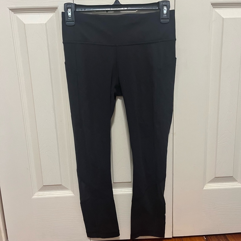 Lululemon leggings size 4